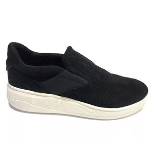 Evolve Women’s Tye, Black Slip-On Sneakers, Size 10 M